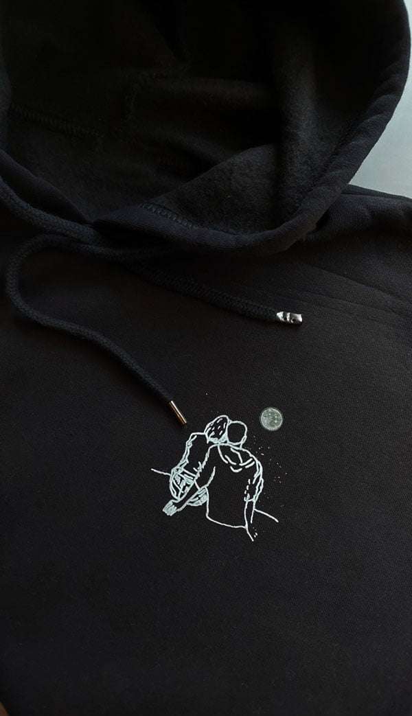 Baskılı oversize sweatshirt örnek görsel - baskı kalitesi yakın çekim