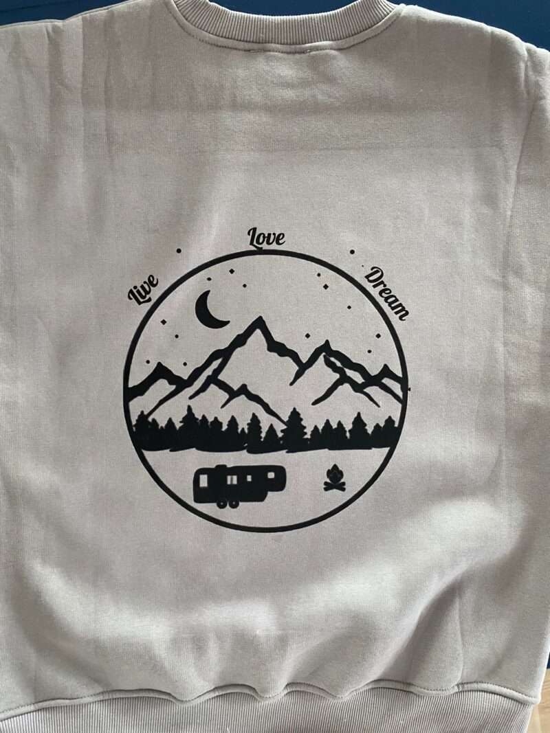 Premium yuvarlak yaka sweatshirt baskı örneği - kendin tasarla premium giyim